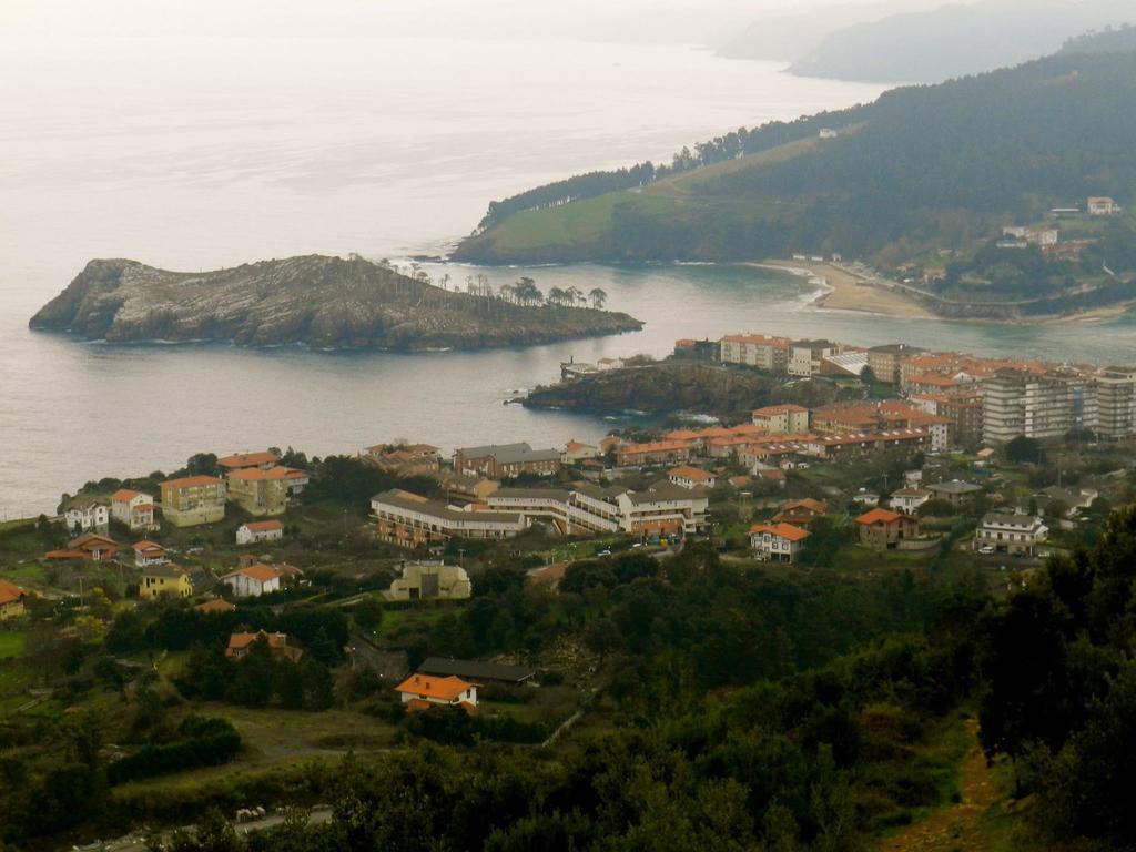 Albergue Trinkete Etxea Lekeitio Bagian luar foto